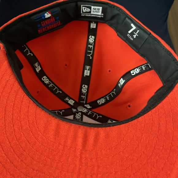 New Era Fitted Yankees Hat - Picture 3 of 3